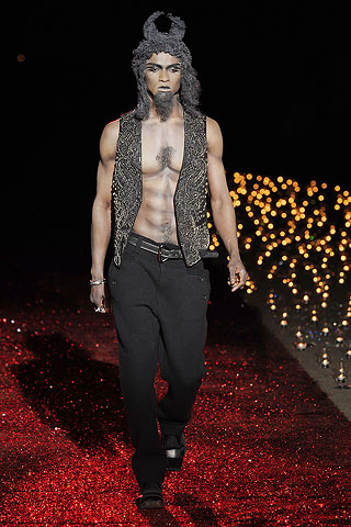 John Galliano / - 2009-2010